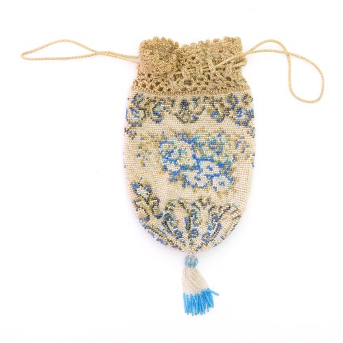 Pouch with a floral pattern, c. 1910
