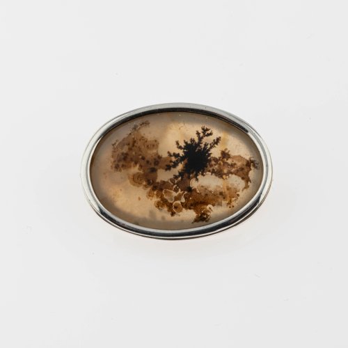 Brooch with moss agate, c. 1920