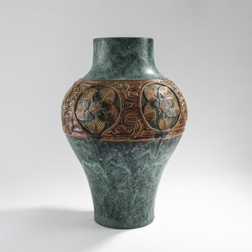 Tall vase, c. 1903