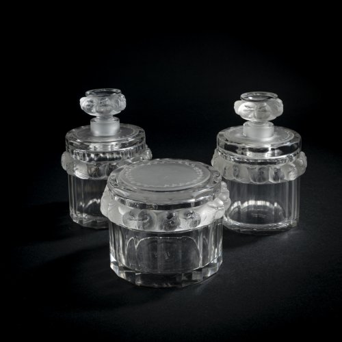 Two bottles and lidded box 'Robinson', 1946