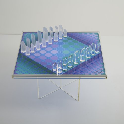 Chess game 'The Vasarely Chess', 1979